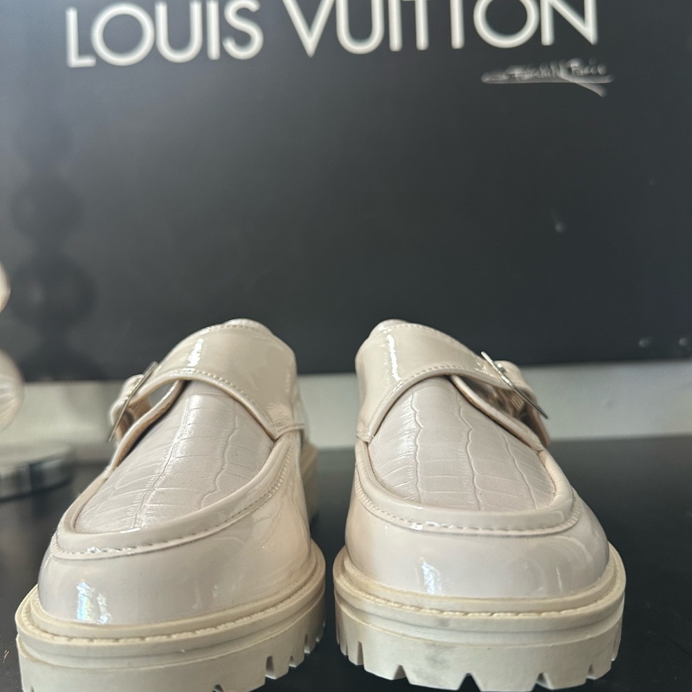 🆕Journee Collection Loafers - Picture 4 of 13